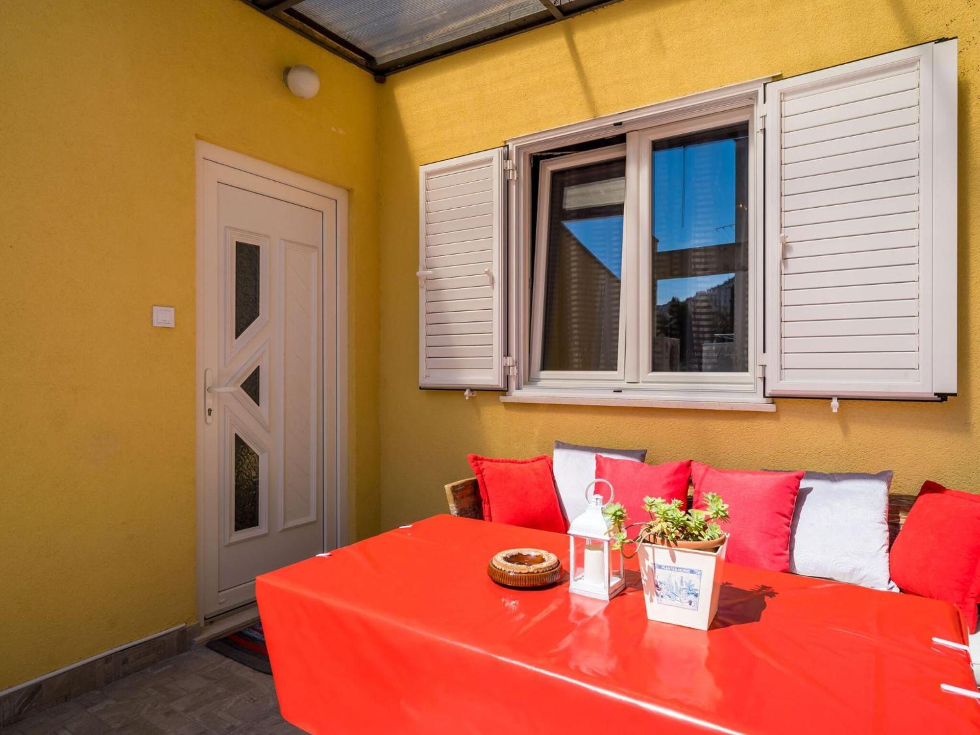 Cvjetkovi - Two Bedroom With Terrace And Sea View Apartment *
