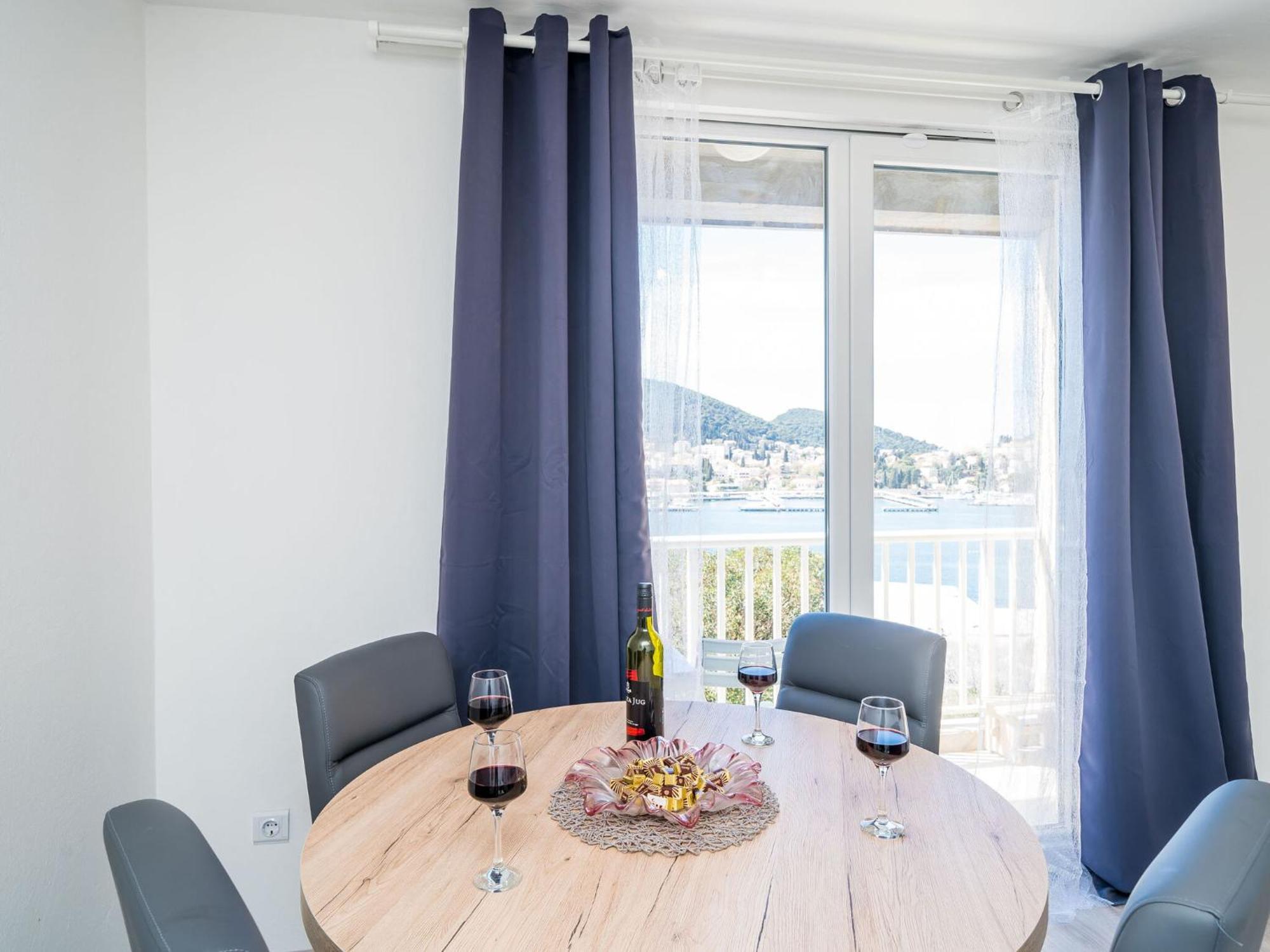 Cvjetkovi - Two Bedroom With Terrace And Sea View Dubrovnik