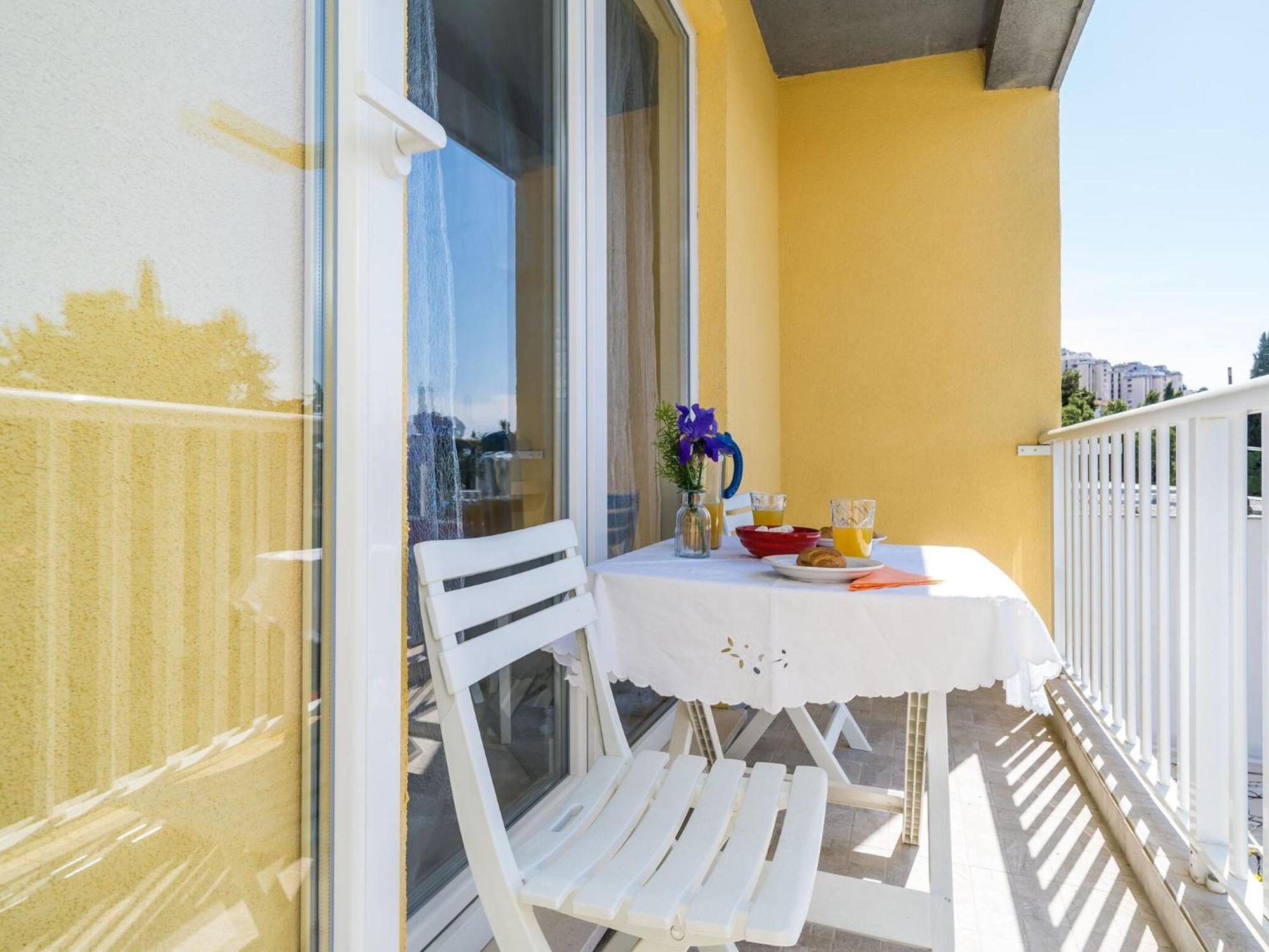 Cvjetkovi - Two Bedroom With Terrace And Sea View